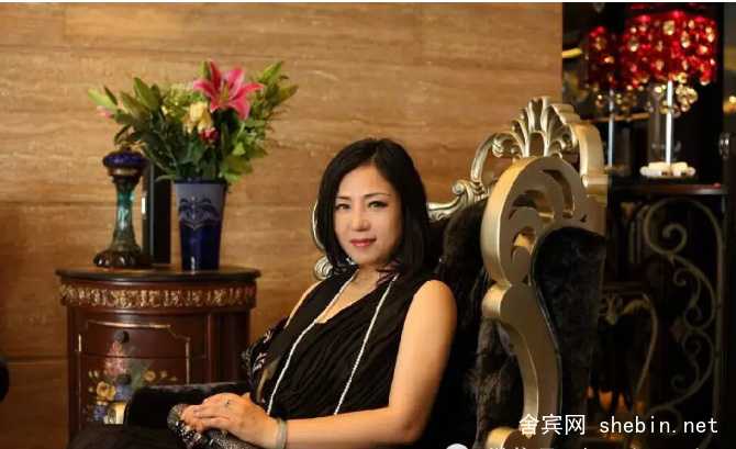 广州芙蓉坊舍宾俱乐部老板 梁云